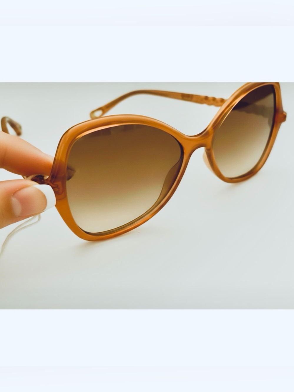 CHLOE Billie Oversized Butterfly Sunglasses - Picture 3 of 8
